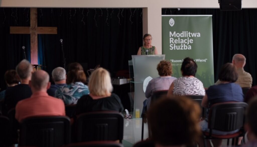 Zdjęcia z konferencji proroczej w Nowym Sączu Zbór Zielonoświątkowy „Zbór Chwały Bożej „