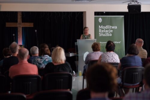 Zdjęcia z konferencji proroczej w Nowym Sączu Zbór Zielonoświątkowy „Zbór Chwały Bożej „